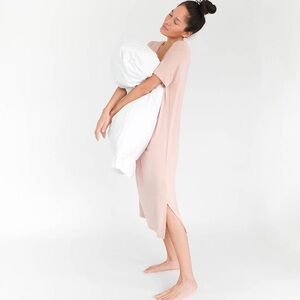 RECLINER Night Tee Sleep Dress V2 Fallen Rose M Short Sleeve Midi High-Low